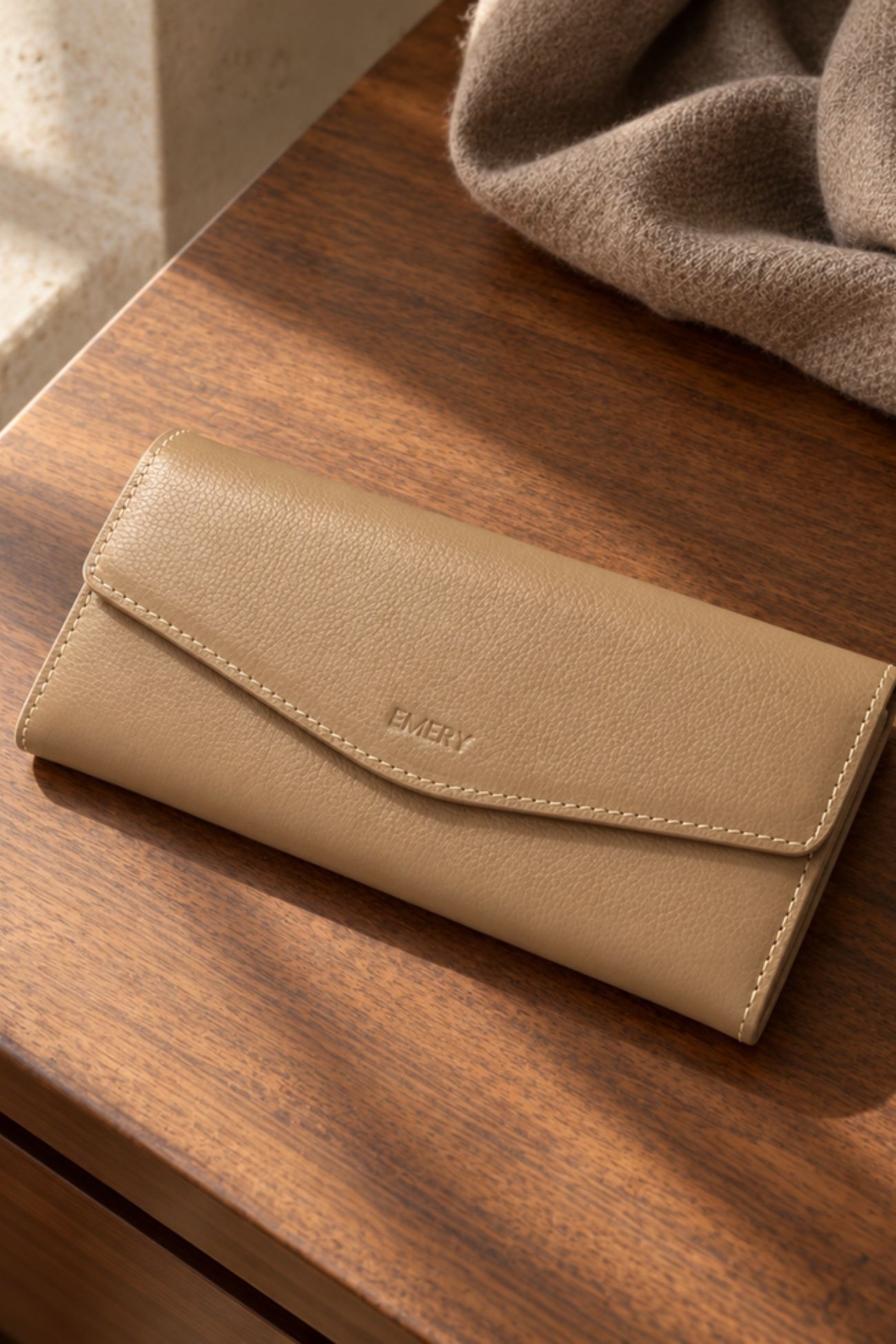 Victoria Long Wallet