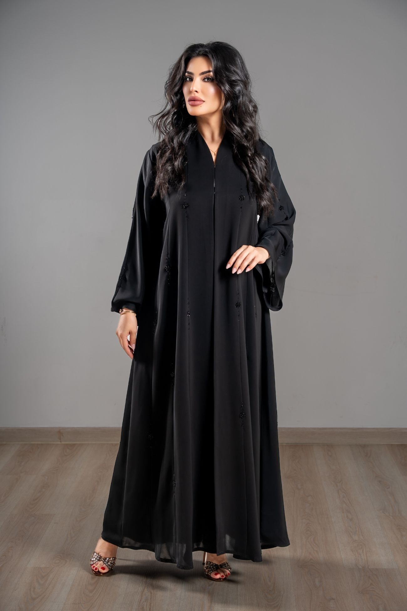 VI Noir Subtle Embellished Abaya