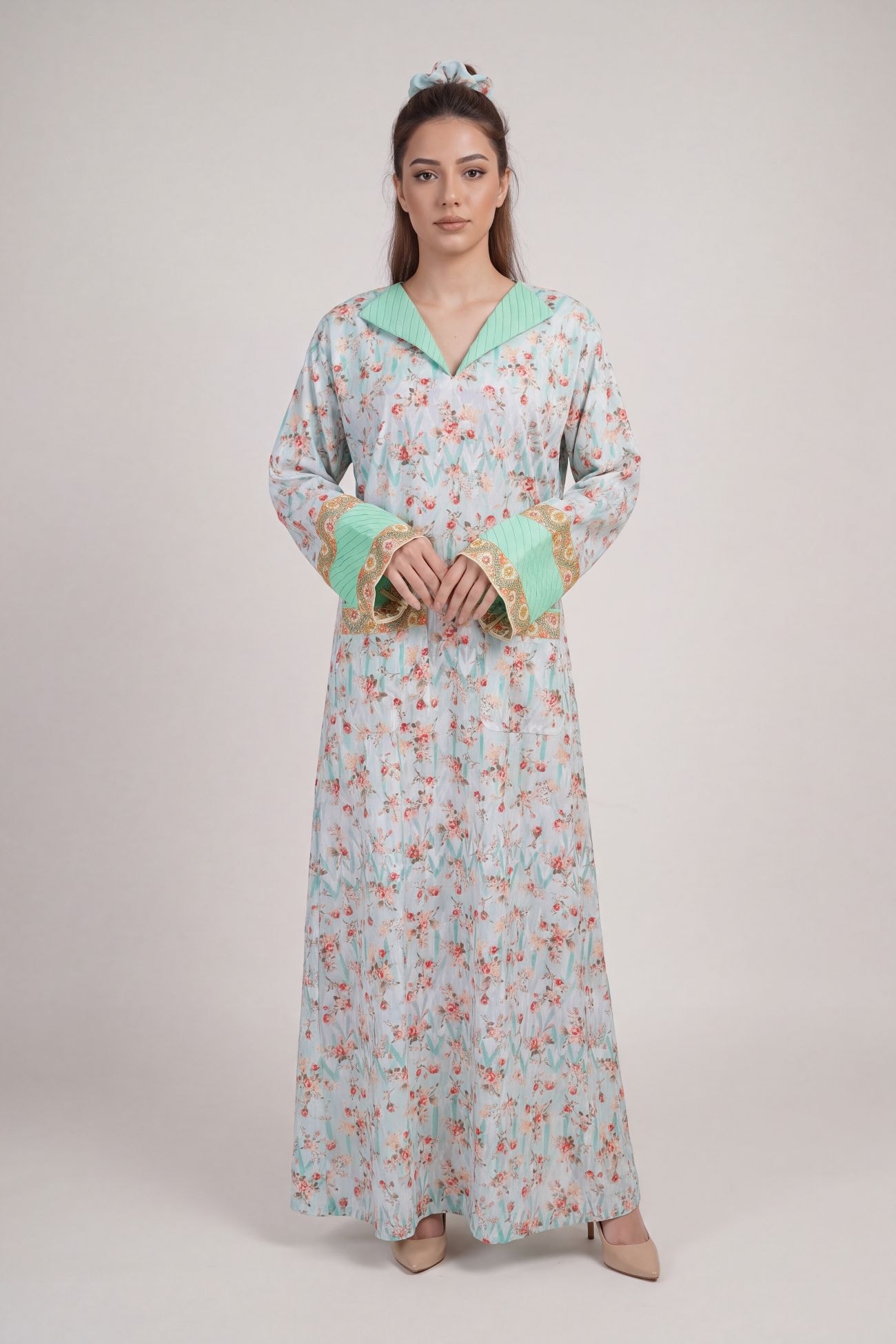 Mint Floral Cotton Jalabiya with Embellished Cuffs & Pockets