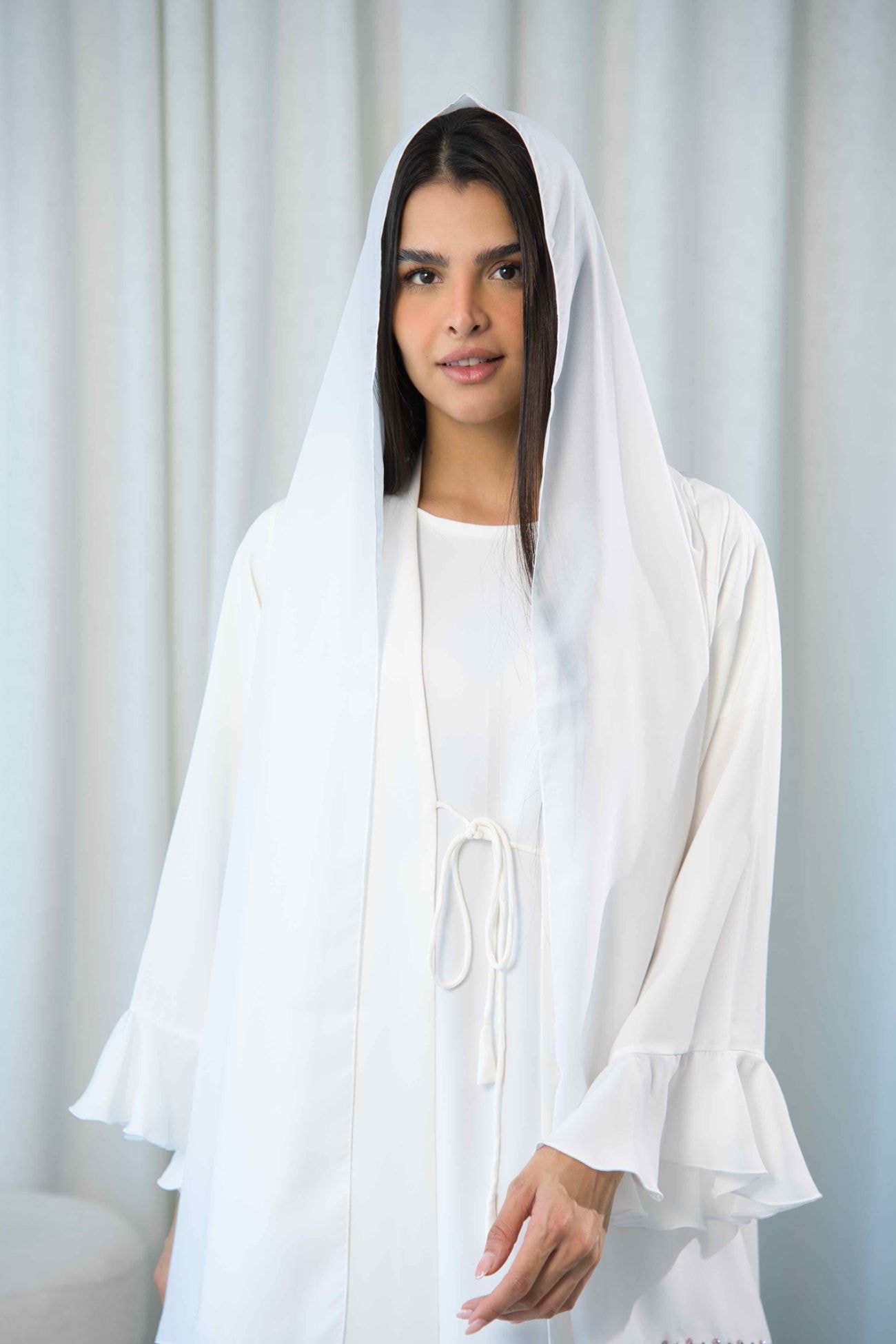 Soft Girl White Abaya
