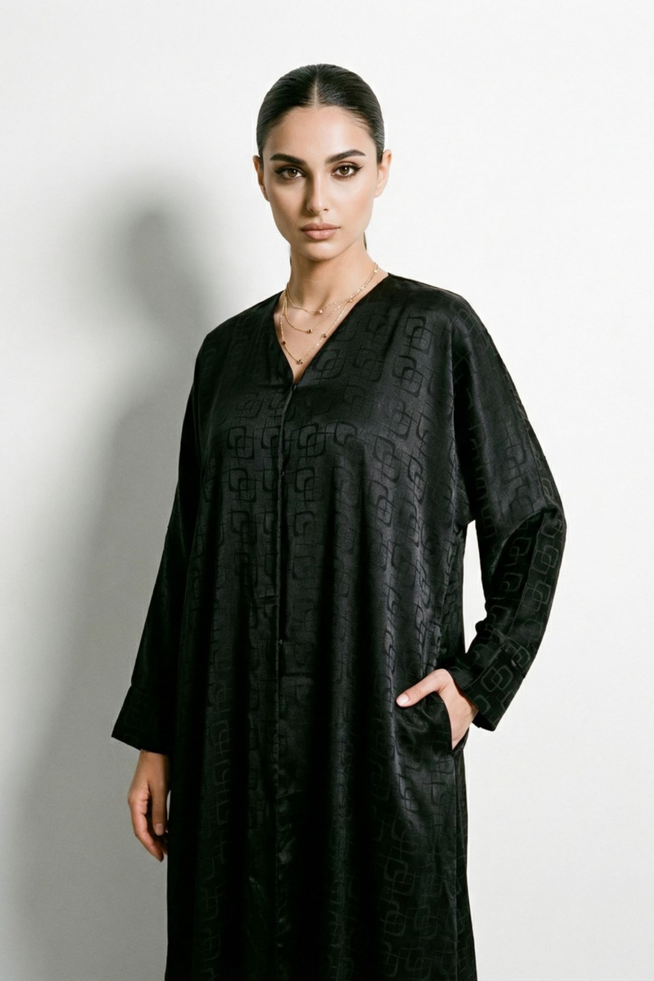 Noir Square Abaya