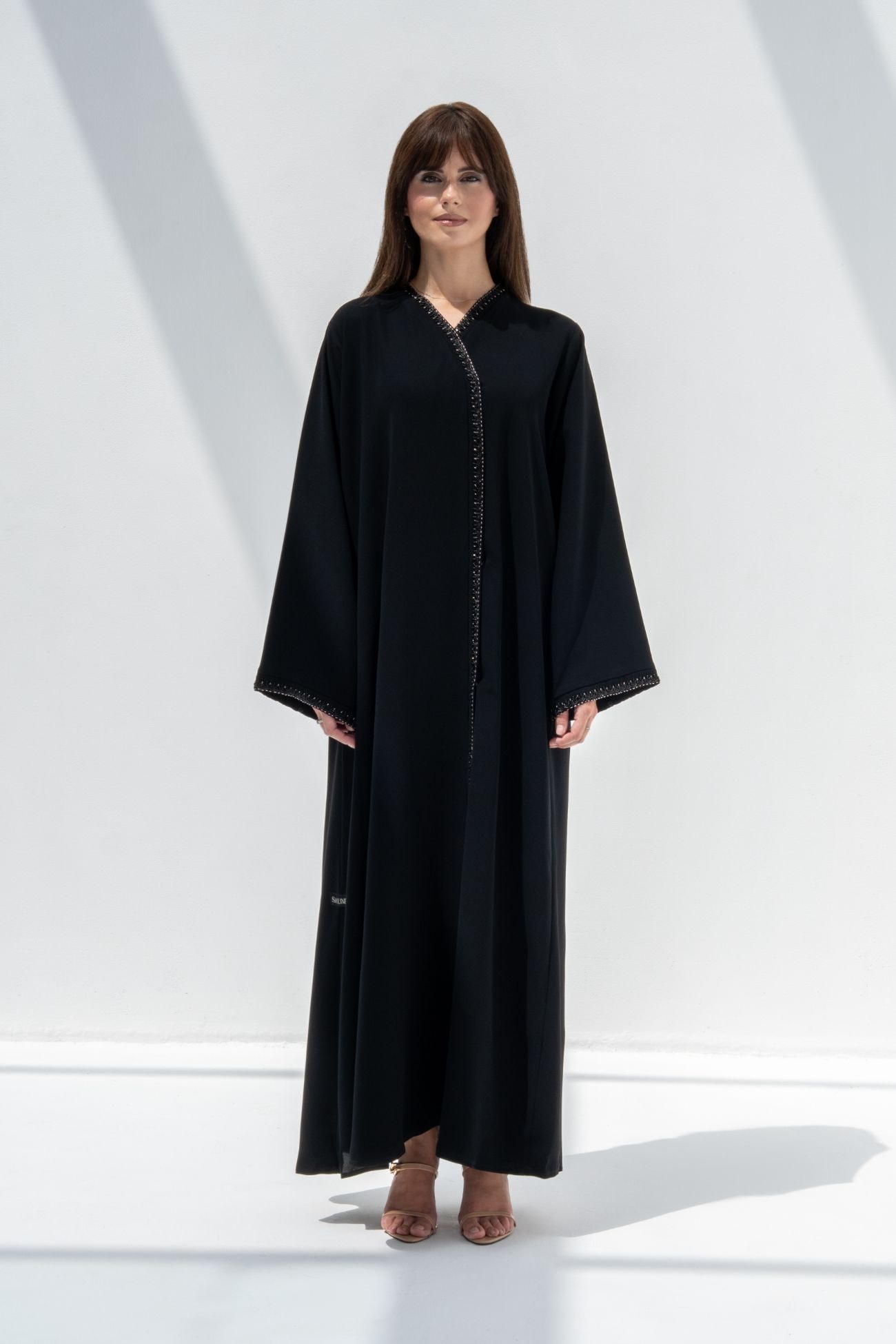 Noir Lapel Abaya