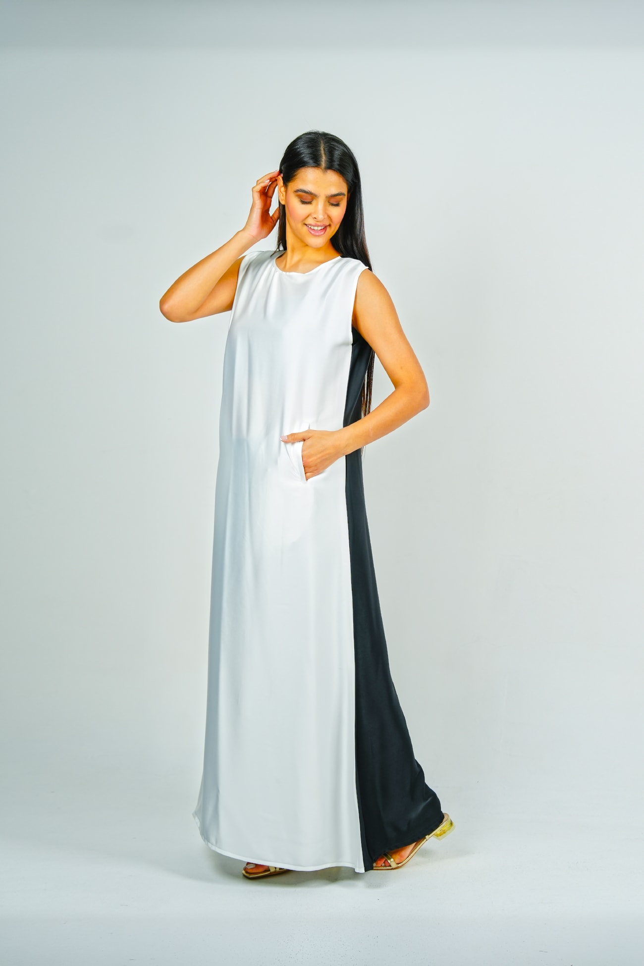 Black-R-202618