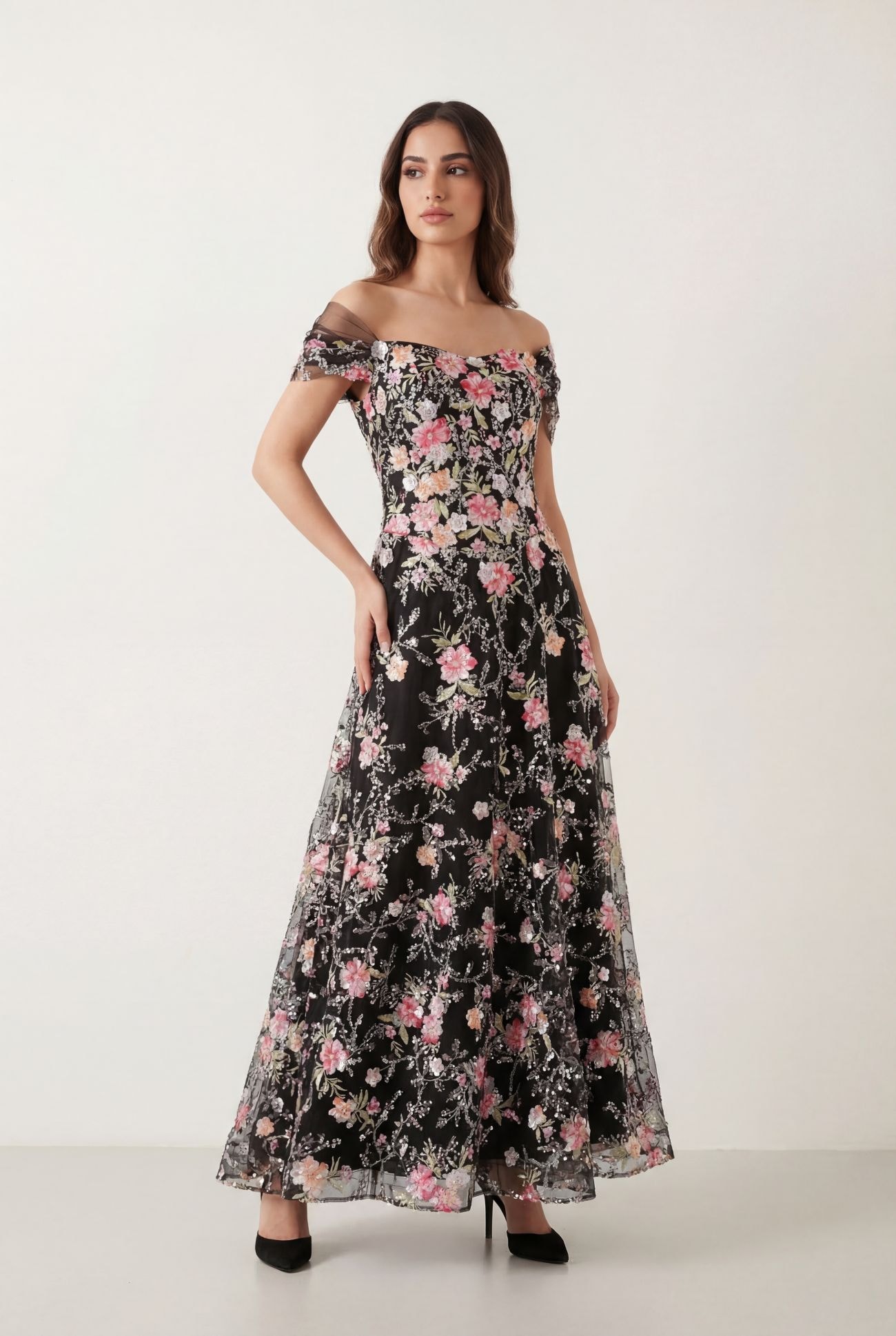 Royal Tulle - Black Edition